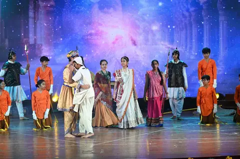 Anand Niketan campus life, drama